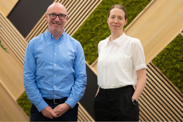 Dyfed Alsop, Prif Swyddog Gweithredol (Ebrill 2024 i Ebrill 2025) Rebecca Godfrey, Prif Swyddog Gweithredol Dros Dro (o Fai 2025)