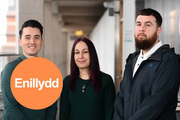 Y tîm lleihau niwed yn Huggard