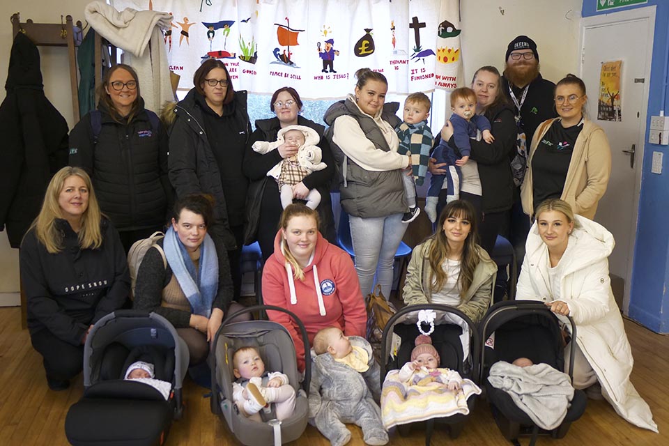 Rhieni Ifanc Torfaen: Gwasanaeth Ieuenctid Torfaen