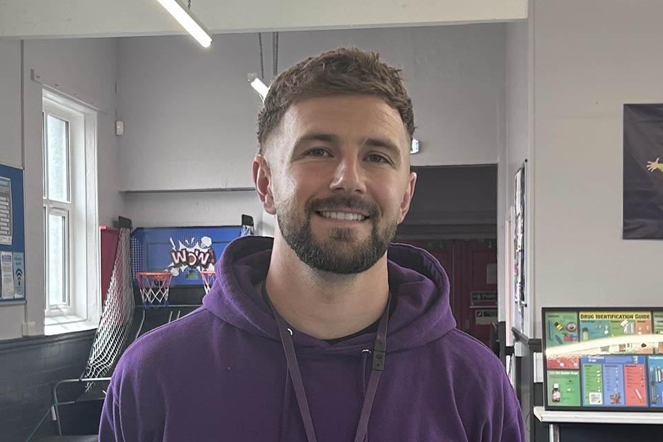 Matt Mullender, Gwasanaeth Ieuenctid Conwy 