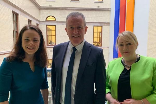 “Rhaid i argyfwng COVID-19 nodi diwedd rheolau cyllidol caeth i’r gwledydd datganoledig”, Gweinidogion Cyllid yn annog Llywodraeth y DU