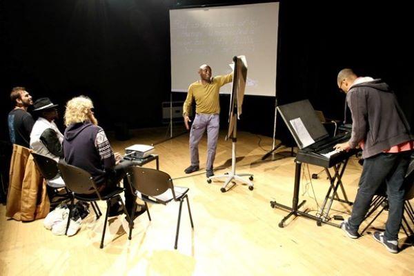 Cynyddu cyfleoedd i gymunedau ethnig amrywiol ym maes ffilmiau a theledu