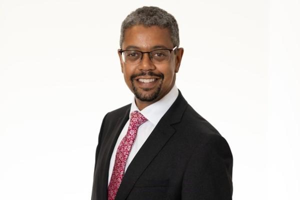 Gweinidog yr Economi, Vaughan Gething, ar ystadegau diweddaraf y farchnad lafur