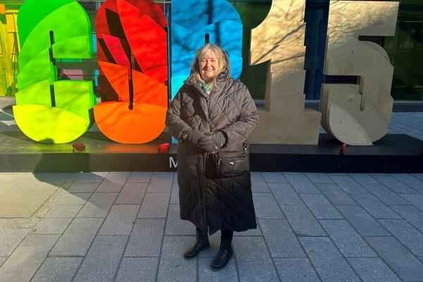 Gweinidog Newid Hinsawdd, Julie James