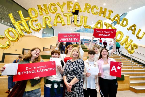 Merthyr College A Level Results day 2025 Cabinet Secretary for Education Lynne Neagle and students