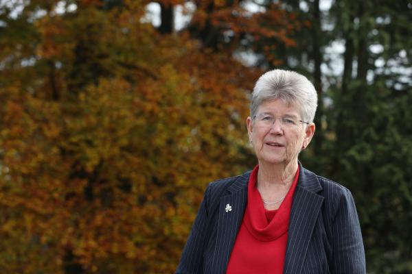 Ysgrifennydd y Cabinet dros Gyfiawnder Cymdeithasol Jane Hutt