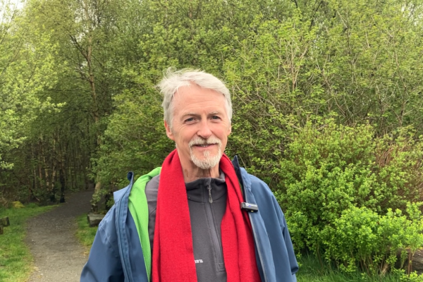 Dirprwy Brif Weinidog sydd â chyfrifoldeb dros Newid Hinsawdd, Huw Irranca-Davies.