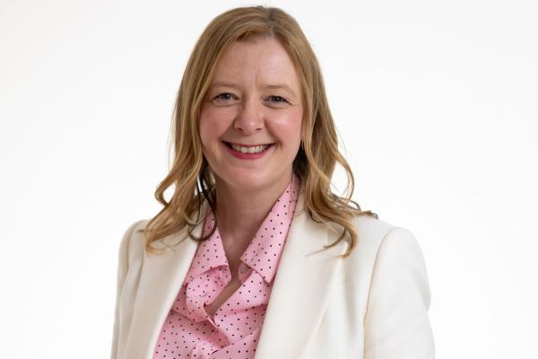 Ysgrifennydd Cabinet dros Dai a Llywodraeth Leol, Jayne Bryant