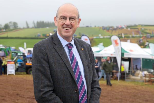 Llyr Gruffydd