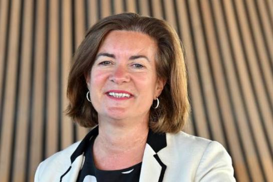 Y Gwir Anrh Eluned Morgan AS