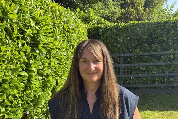 Christina Harrhy : Prif Swyddog Gweithredol Awdurdod Tomenni Nas Defnyddir Cymru
