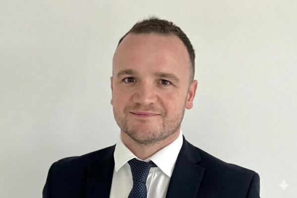James Williams: Aelod Anweithredol o'r Bwrdd